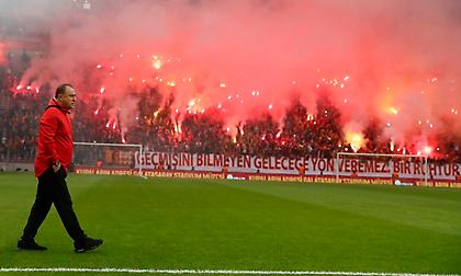Πανικός στην προπόνηση της Γαλατά πριν το ντέρμπι με τη Φενέρ (video/pics)