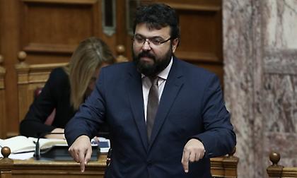 Βασιλειάδης για την εικόνα Σαββίδη με το όπλο: «Τινάχτηκε στον αέρα ένα ολόκληρο οικοδόμημα»