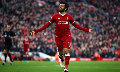 Μοίρασε… σακούλες και σκόραρε ο Σαλάχ (video)