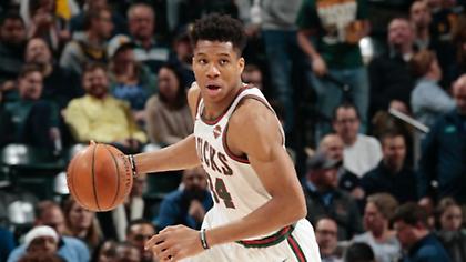 «Απογειώθηκε» ο Αντετοκούνμπο! (video)