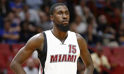 Στους Καβαλίερς ο Οκάρο Γουάιτ!