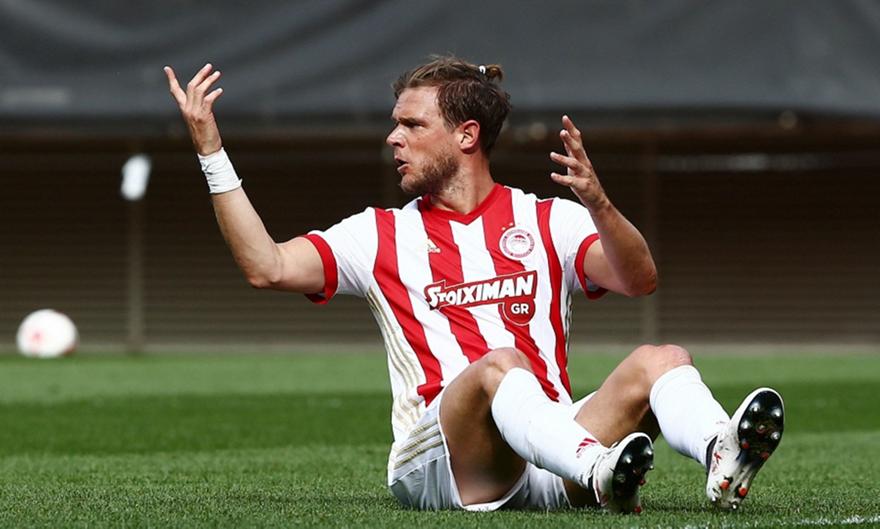 Στην έξοδο και ο Ζιλέ