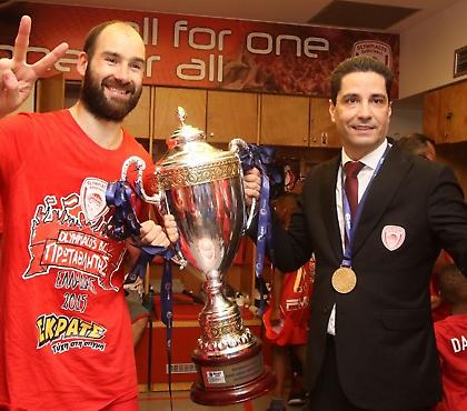 Σφαιρόπουλος: Οι 5 αξέχαστες νίκες με τον Ολυμπιακό σε Ελλάδα και Ευρώπη! (video)