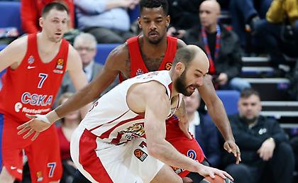 Χίγκινς: «Θέλαμε ρεβάνς από τον Ολυμπιακό»