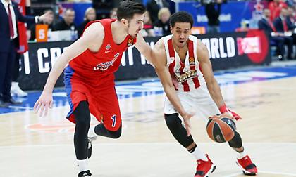 Ντε Κολό: «Σημαντική η νίκη κόντρα στον Ολυμπιακό»