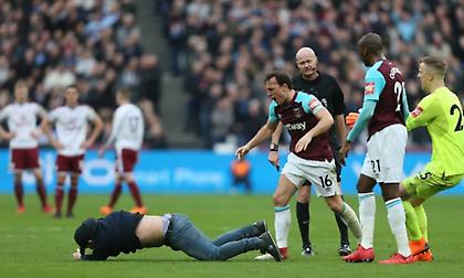 «Έκοψε» το γήπεδο σε πέντε η Γουέστ Χαμ!