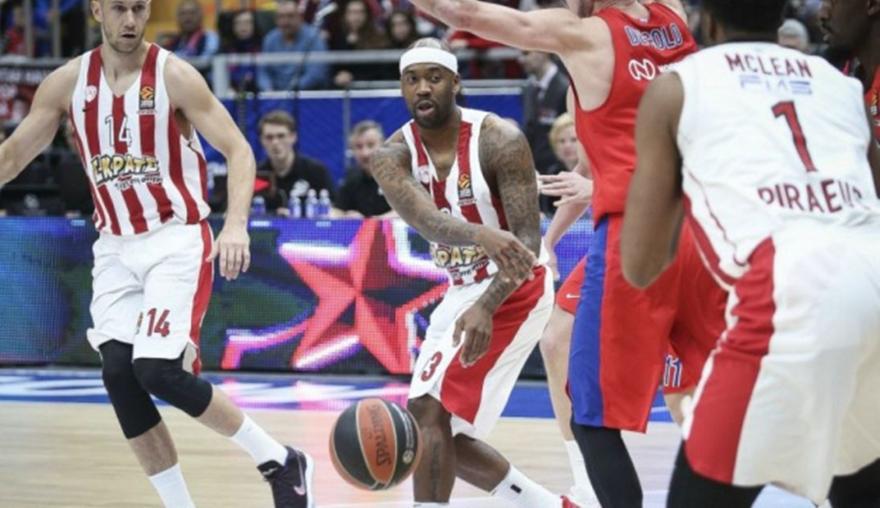 Μπράουν: Τα ‘χει… σπάσει από το τρίποντο