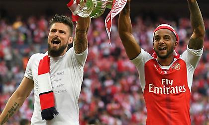 Για αυτό έφυγαν οι Ζιρού και Γουόλκοτ!