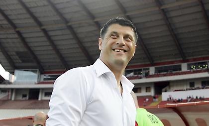 «Χρυσώνει» Μιλόγεβιτς ο Ερυθρός Αστέρας