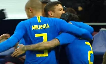 Χόρεψε… σάμπα την οικοδέσποινα η Βραζιλία