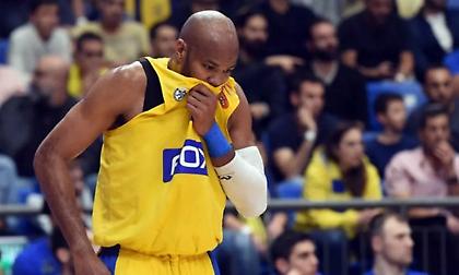 Μακάμπι: Μια… ωραία ατμόσφαιρα μετά τον Παναθηναϊκό, σε δύσκολη θέση ο Βούισιτς