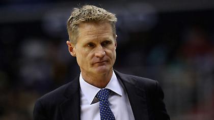 Κερ: «Δεν προλαβαίνει τον πρώτο γύρο των play offs ο Κάρι»