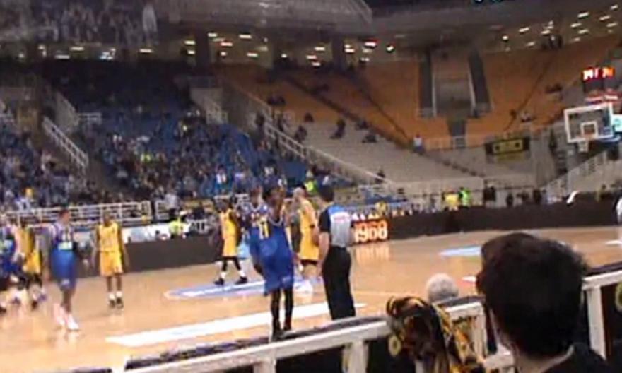 Νέο βίντεο από τη χειρονομία του Λαμπ στον κόσμο της ΑΕΚ (video)