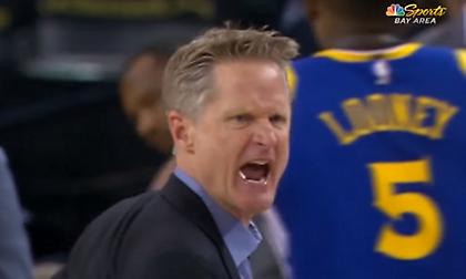 Πήρε τάιμ άουτ για να τα χώσει στον διαιτητή ο Κερ (video)