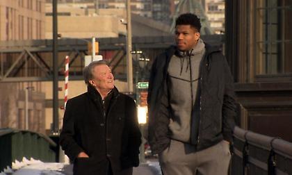 Ρεκόρ τηλεθέασης στις ΗΠΑ έκανε η συνέντευξη του Αντετοκούνμπο!