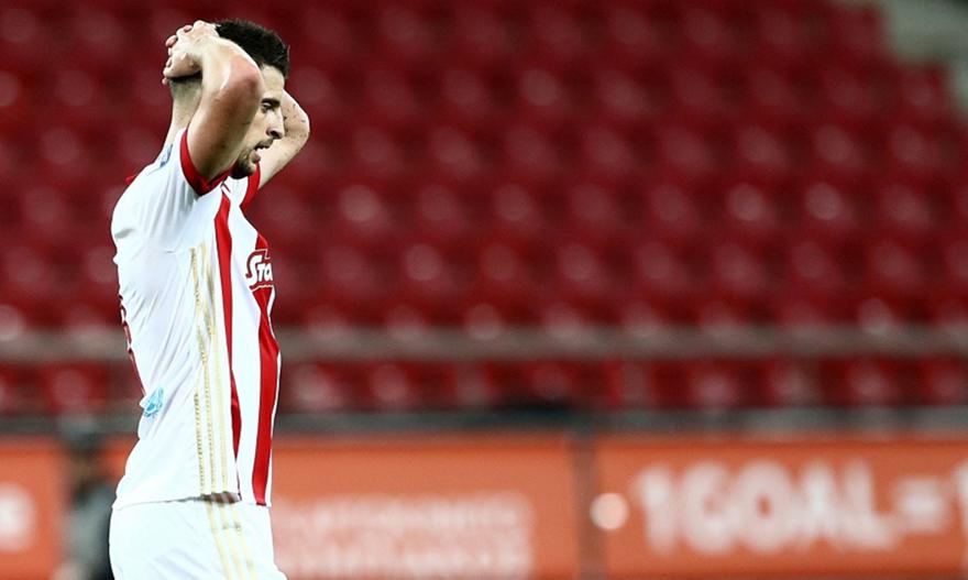 Δεν θέλουν τον Μιραλάς και τον «σπρώχνουν» στον Ολυμπιακό οι φίλοι της Έβερτον!