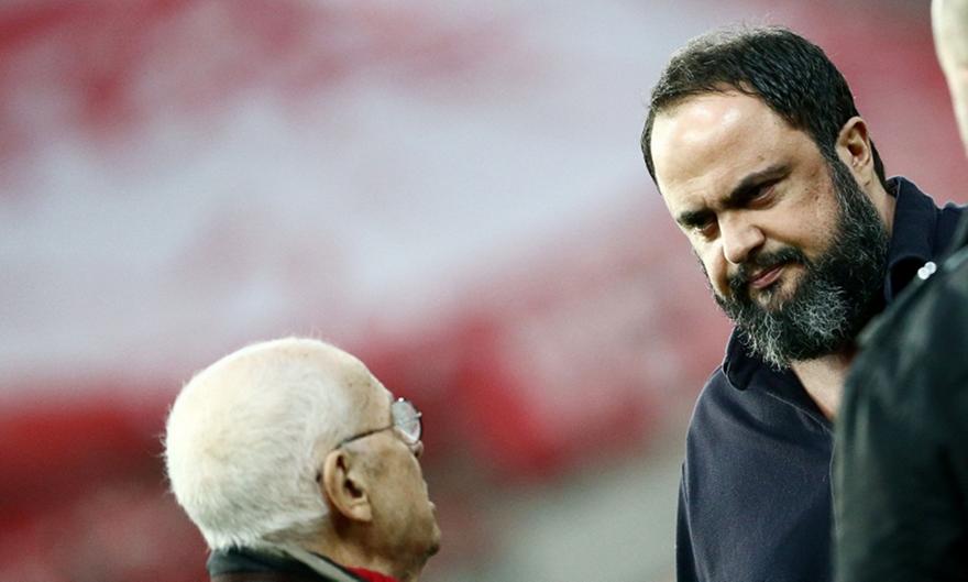 Στην αντεπίθεση ο Μαρινάκης