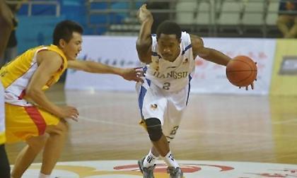 Υπογράφει στους Γκρίζλις πρώην παίκτης της Αρμάνι