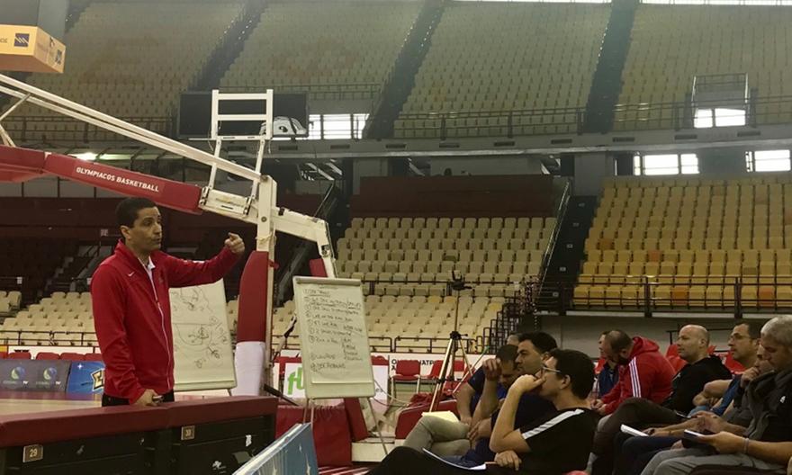 Δίδαξε… άμυνα ο Σφαιρόπουλος σε μαθητές-προπονητές (pics)