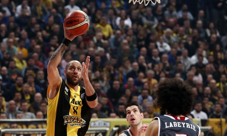 Βασιλόπουλος για Λαρεντζάκη: «Τον αγαπώ αυτόν τον τύπο»