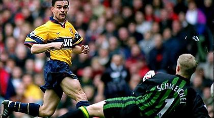 Ο Μαρκ Όφερμαρς σκόραρε σε τρεις «τελικούς» στο πρώτο νταμπλ του Βενγκέρ