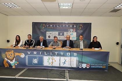 Ο Βριληττός ένα μικρό... Παγκόσμιο