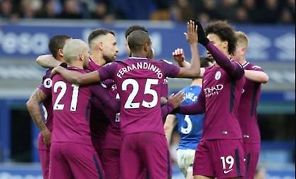 Η Σίτι... τρομοκρατεί και ετοιμάζεται για φιέστα