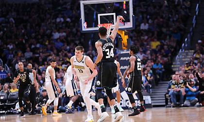 Λύγισαν οι Μπακς όταν έφυγε ο Γιάννης