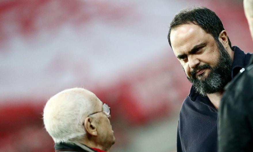 Θέμα στην Equipe το «ξήλωμα» Μαρινάκη