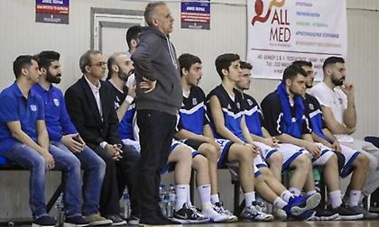 Καταγγελία Εθνικού για εισβολή οπαδών της ΑΕΛ στα αποδυτήρια και τραυματισμό του γυμναστή του! (pic)