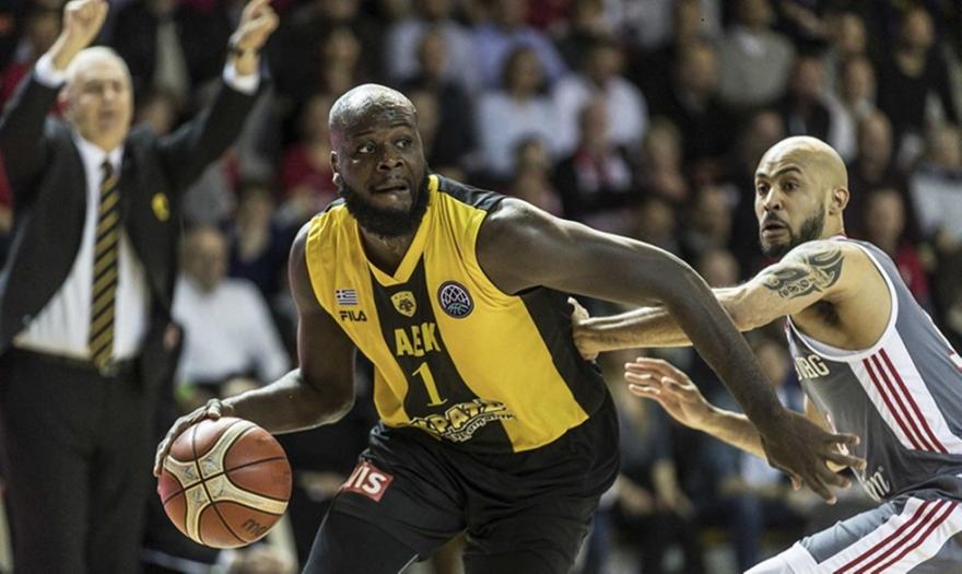 Το ελληνικό μήνυμα του Τζέιμς για τη μεγάλη πρόκριση της ΑΕΚ!