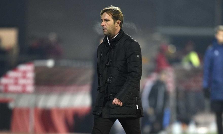 Αγκαλιά με Μαρτίνς ο Ολυμπιακός!