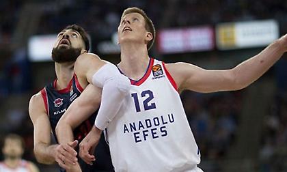 «Σκότωσε» την Μπασκόνια η Εφές και της… απέτρεψε τον Ολυμπιακό