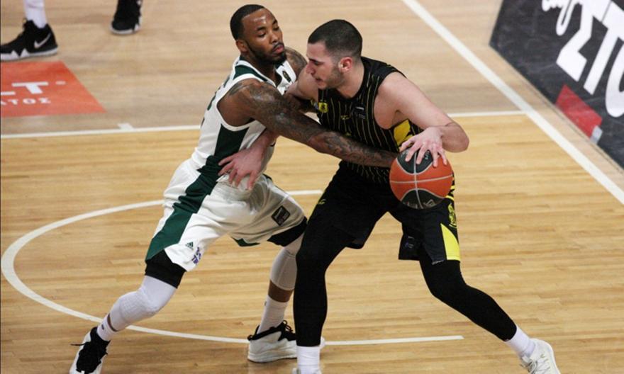 Ντένμον: «Παίξαμε άμυνα και είχαμε περισσότερη ενέργεια στο δεύτερο ημίχρονο»