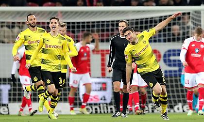 Στα… πόδια του Σωκράτη Γιουβέντους, Μάντσεστερ Γιουνάιτεντ και Άρσεναλ!