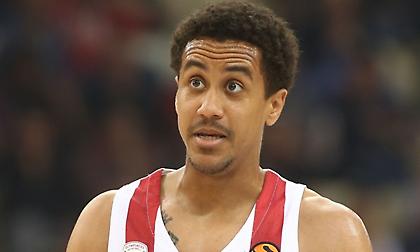 Ρόμπερτς: «Δεν καθαρίσαμε το ματς...»