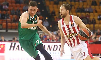 Ουλανόβας: «Αν παίξουμε όπως χθες, έχουμε τύχη με Ολυμπιακό»