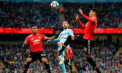 Απίστευτο: Φέρνει «τούμπα» το ματς η Γιουνάιτεντ και προηγείται 3-2 (video)