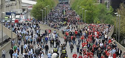 Είχε και επεισόδια το ντέρμπι του Μάντσεστερ (video)
