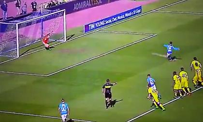 Έπιασε πέναλτι του Μέρτενς ο Σορεντίνο (video)