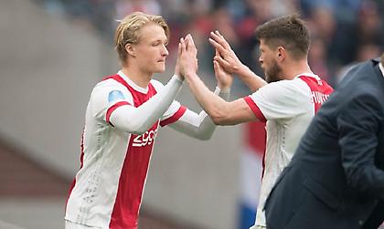 Καθυστερεί τη… στέψη της Αϊντχόφεν ο Άγαξ