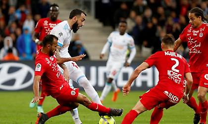 «Έπνιξαν» πέναλτι στον Μήτρογλου, «κόλλησε» στο 0-0 η Μαρσέιγ (video)