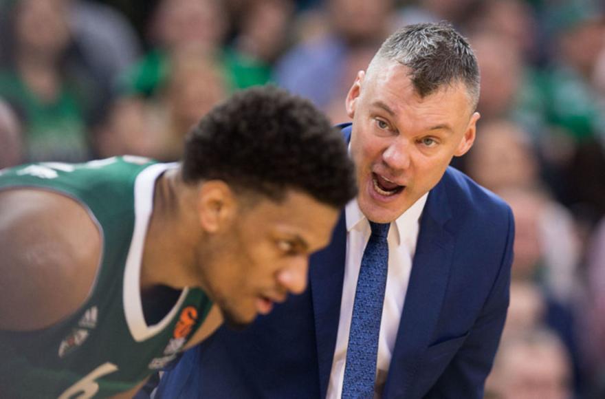 Έκραξε Τουπάν ο Σάρας: «Απαράδεκτη η συμπεριφορά του» (video)