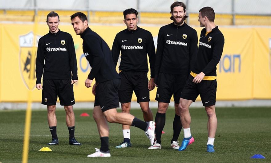 Χωρίς Βράνιες-Κλωναρίδη και πάλι η ΑΕΚ