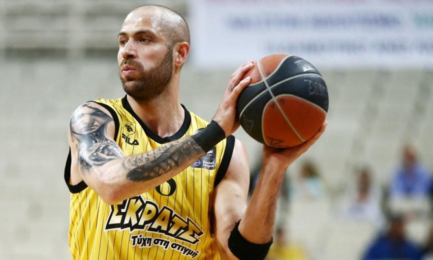 Απρόοπτο με Βασιλόπουλο στην ΑΕΚ