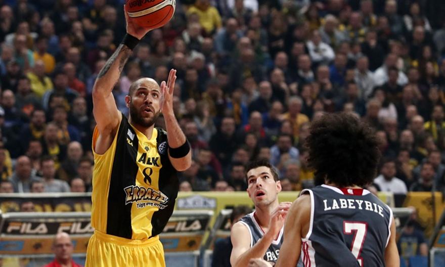 Χάνει το ματς με τον ΠΑΟΚ ο Βασιλόπουλος!