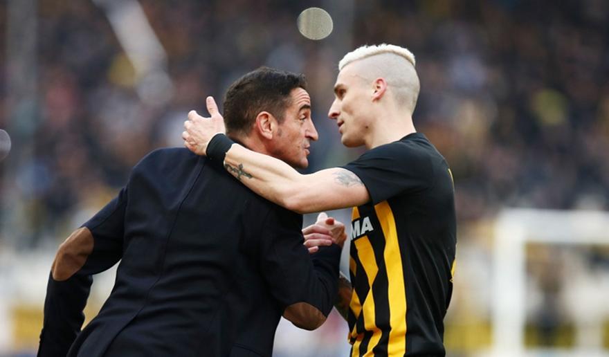 Βράνιες: «Δεν λέω ότι δεν θέλω να μείνω αλλά δεν μιλάω για νέο συμβόλαιο. Πρωταθλήτρια η ΑΕΚ»