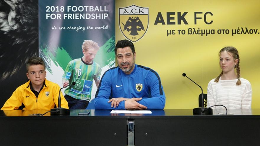 Ζήκος: «Στέλνει και η ΑΕΚ ο μήνυμα ότι το ποδόσφαιρο ενώνει ανθρώπους και λαούς»