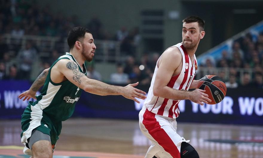 Ευχές Ολυμπιακού σε Μάντζαρη (pic)