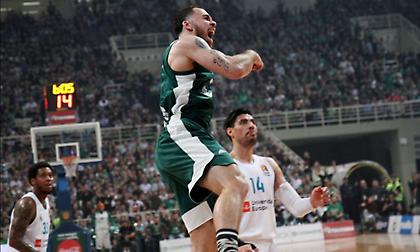 Τζέιμς: «Είχαμε κίνητρο για να τα δώσουμε όλα»